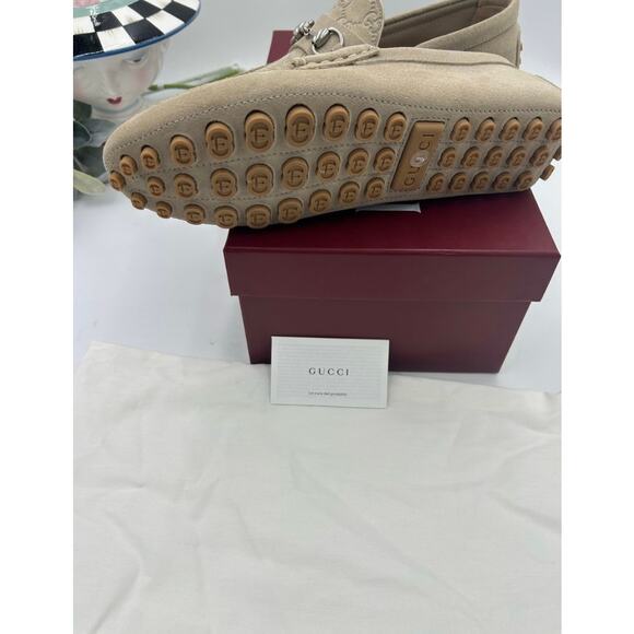 Men\'s Gucci suede oatmeal GG embossed driver loafers size 8 fits 8.5 US main image 5